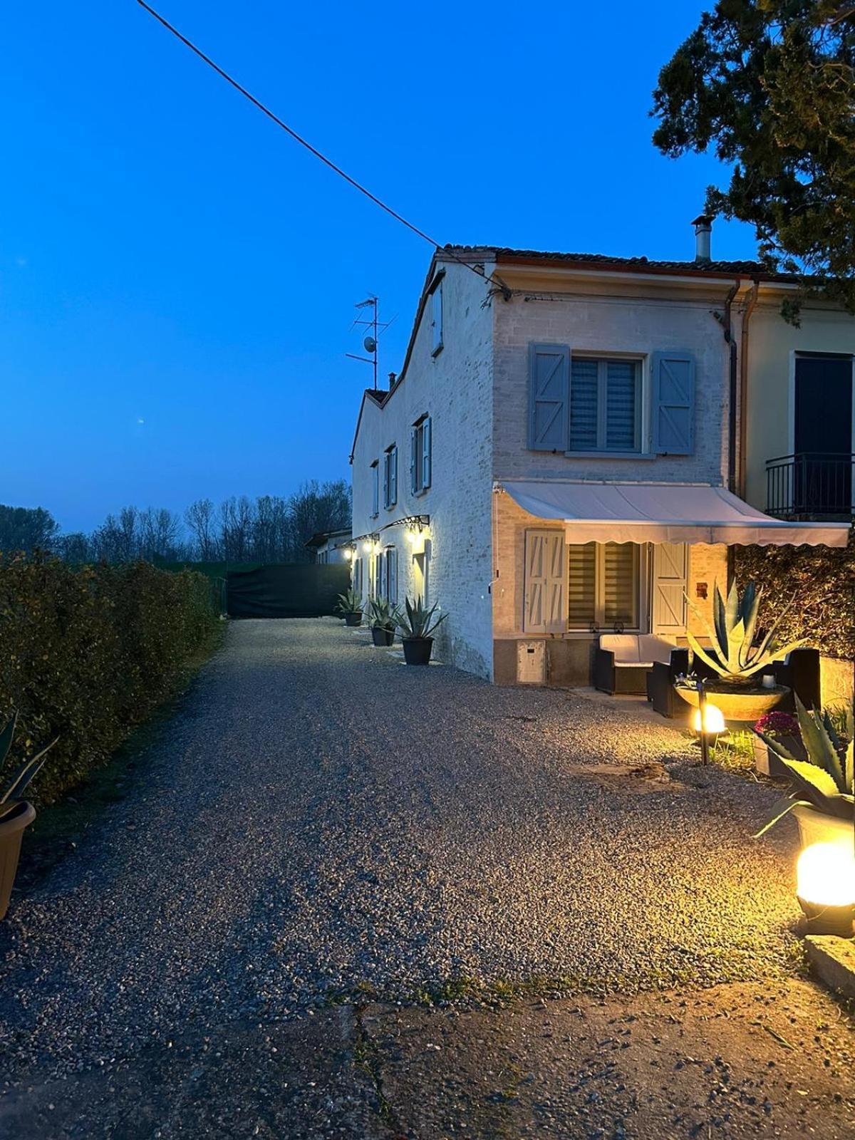 Fontanelle di Roccabianca B&B Il Gelsomino מראה חיצוני תמונה